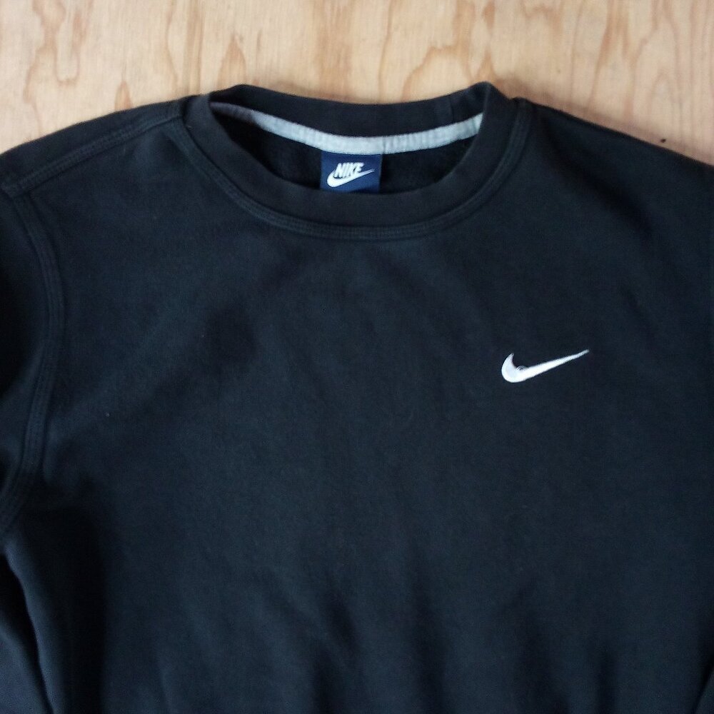 Nike Swoosh Crewneck Sweatshirt